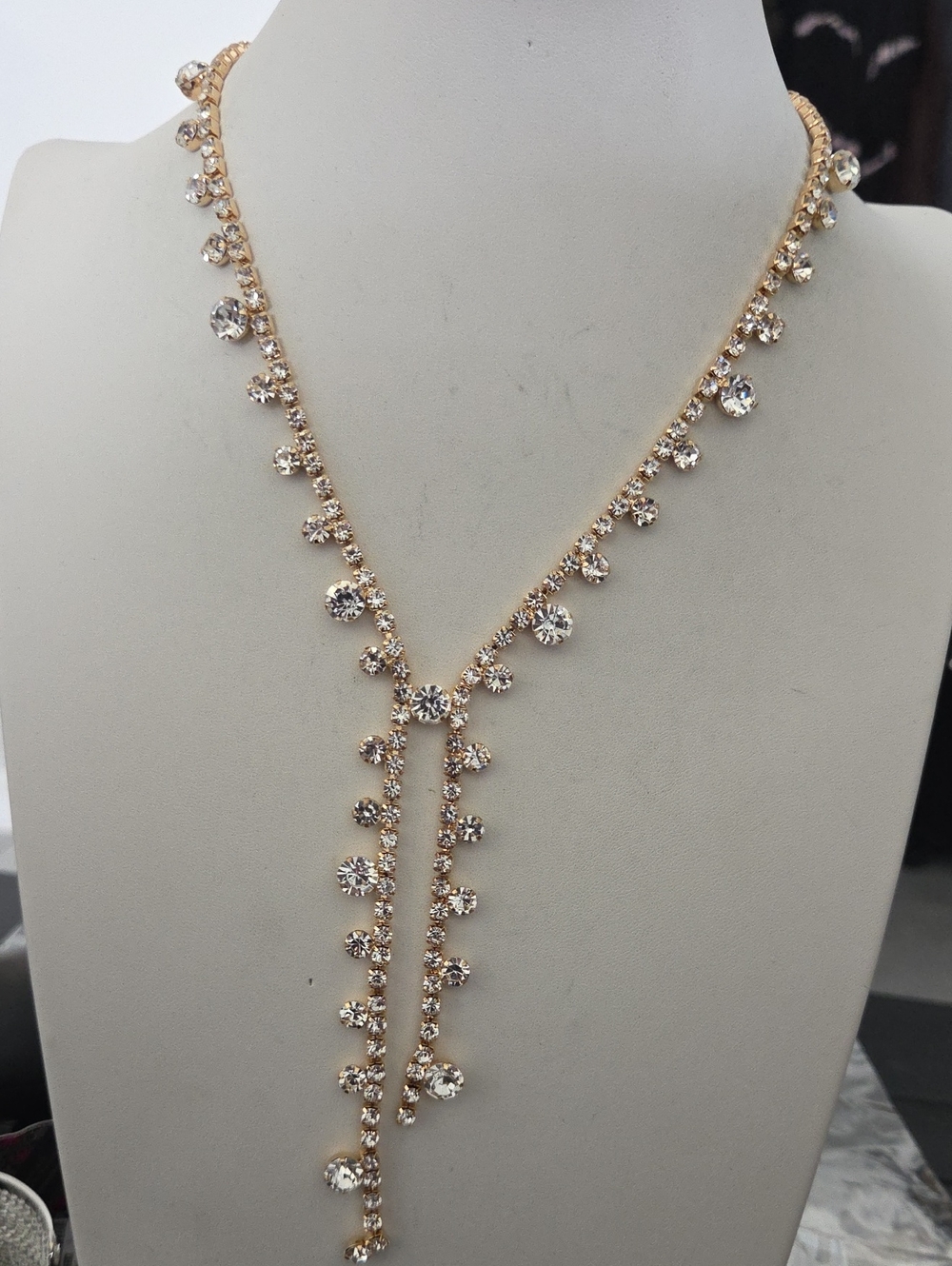 Paparazzi Glittery Getaway Gold Necklace NWT